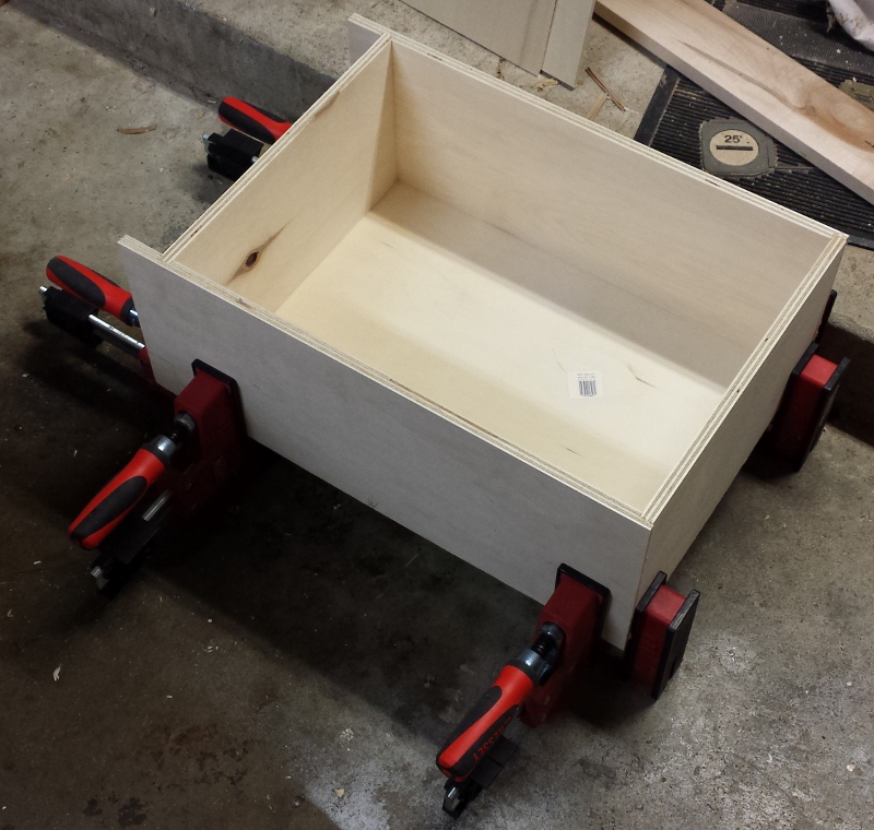 Router Table - The Drawers & Door - Mader Made It